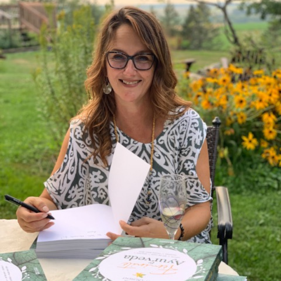 Lancement du prochain best seller : Féminité & Ayurveda, signé Krystine St Laurent